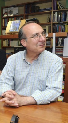 José Luis García, premio internacional de poesía Miguel Hernández, con 'La semilla del óxido'