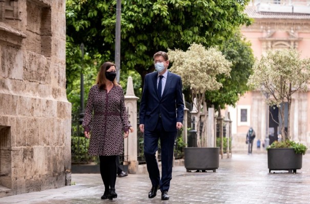 Una cumbre bilateral entre la Comunitat y Baleares para estrechar lazos económicos y culturales
