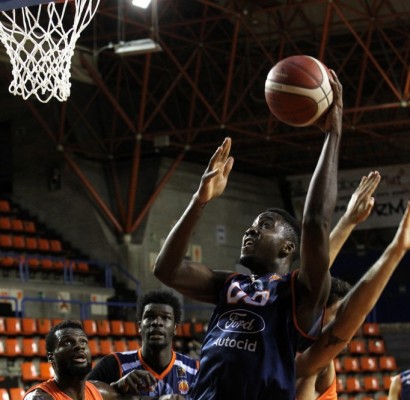 El FC Cartagena CB ficha al pívot camerunés Johan Kody para su estreno en la LEB Plata