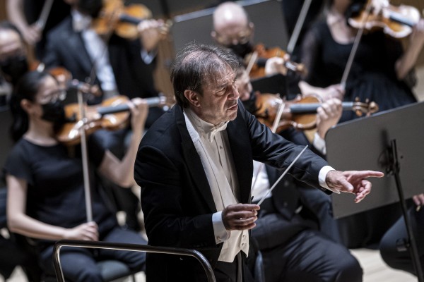 Termina la temporada en Les Arts con el
gran Daniele Gatti y un excelso Verdi