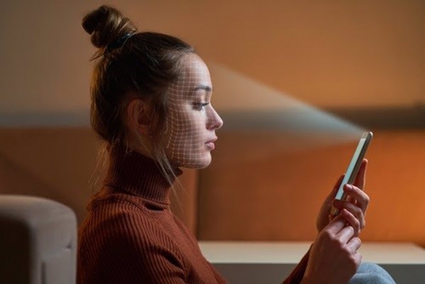 Arranca un proyecto piloto para el 'check-in' con reconocimiento facial en hoteles de la Comunitat