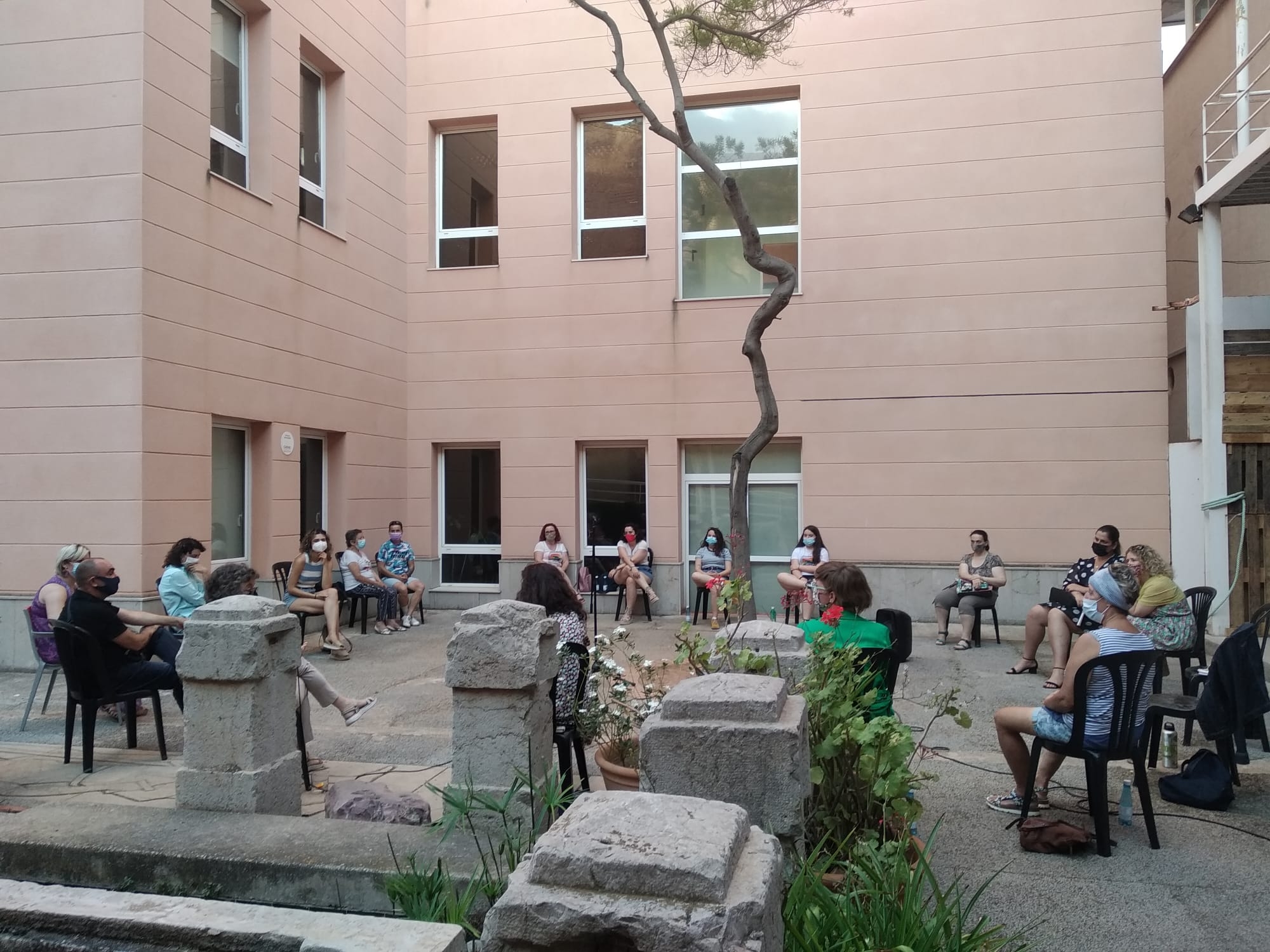 Borriana propone la creación de un grupo de apoyo a personas LGTBI+