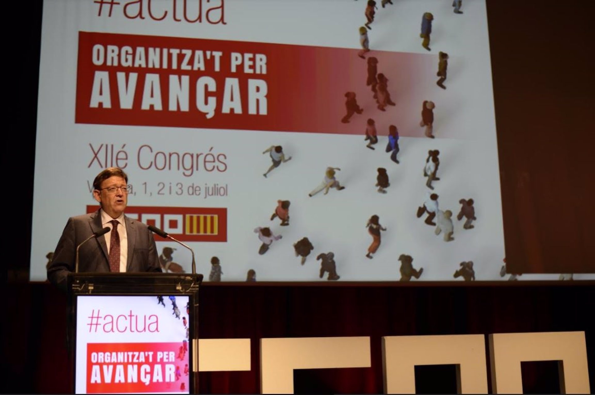 Puig reivindica el diálogo social como herramienta de la 'vía valenciana' para 
