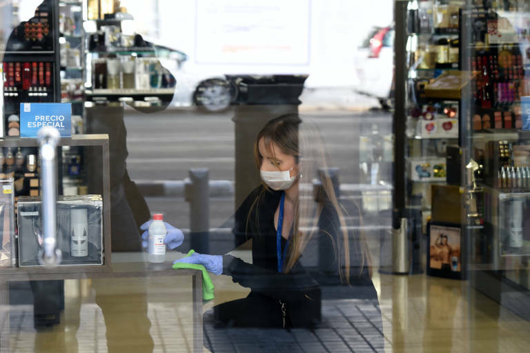 La fuerte actividad de la hostelería se ha dejado sentir en el empleo en este pasado mes de junio - 