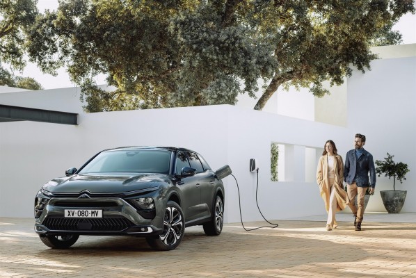 Citroën abrirá en octubre los pedidos del nuevo C5 X, que llegará en enero