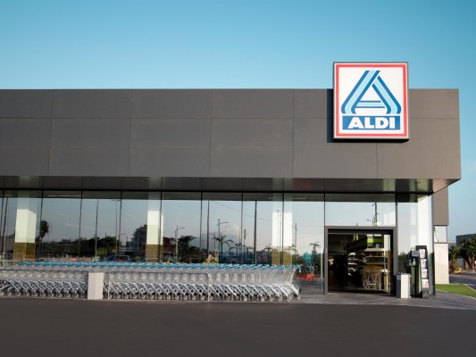  Aldi abre un supermercado en El Verger y crea veinte puestos de trabajo
