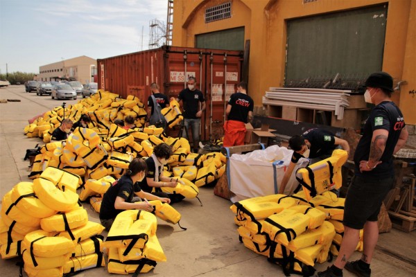L'Aurora Grup de Suport y las ONG buscan crear un espacio de trabajo en el Puerto de Borriana
