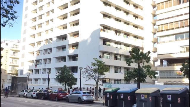 Baleares fletará un barco para llevar a València a los jóvenes del 'macrobrote' que han dado negativo