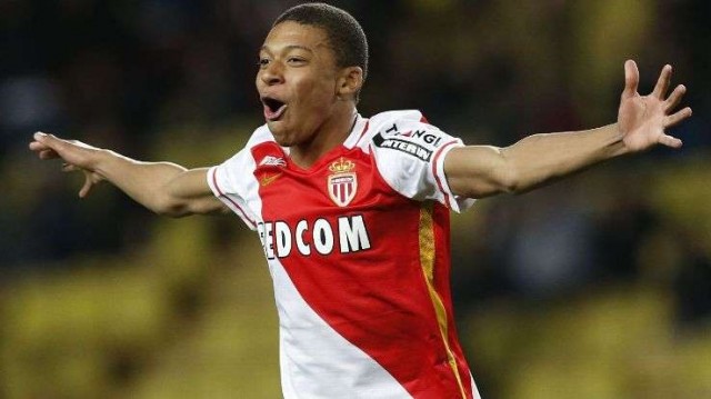 Robert Pirès recomienda a Mbappé permanecer en el Mónaco 