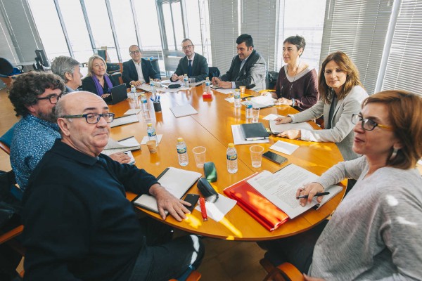 El DOGV oficializa la elección de 'À.' como nombre de la nueva radiotelevisión valenciana

