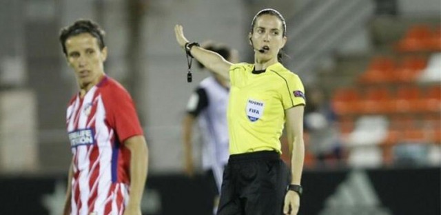 La murciana Martínez Madrona, elegida mejor árbitra de la temporada en España