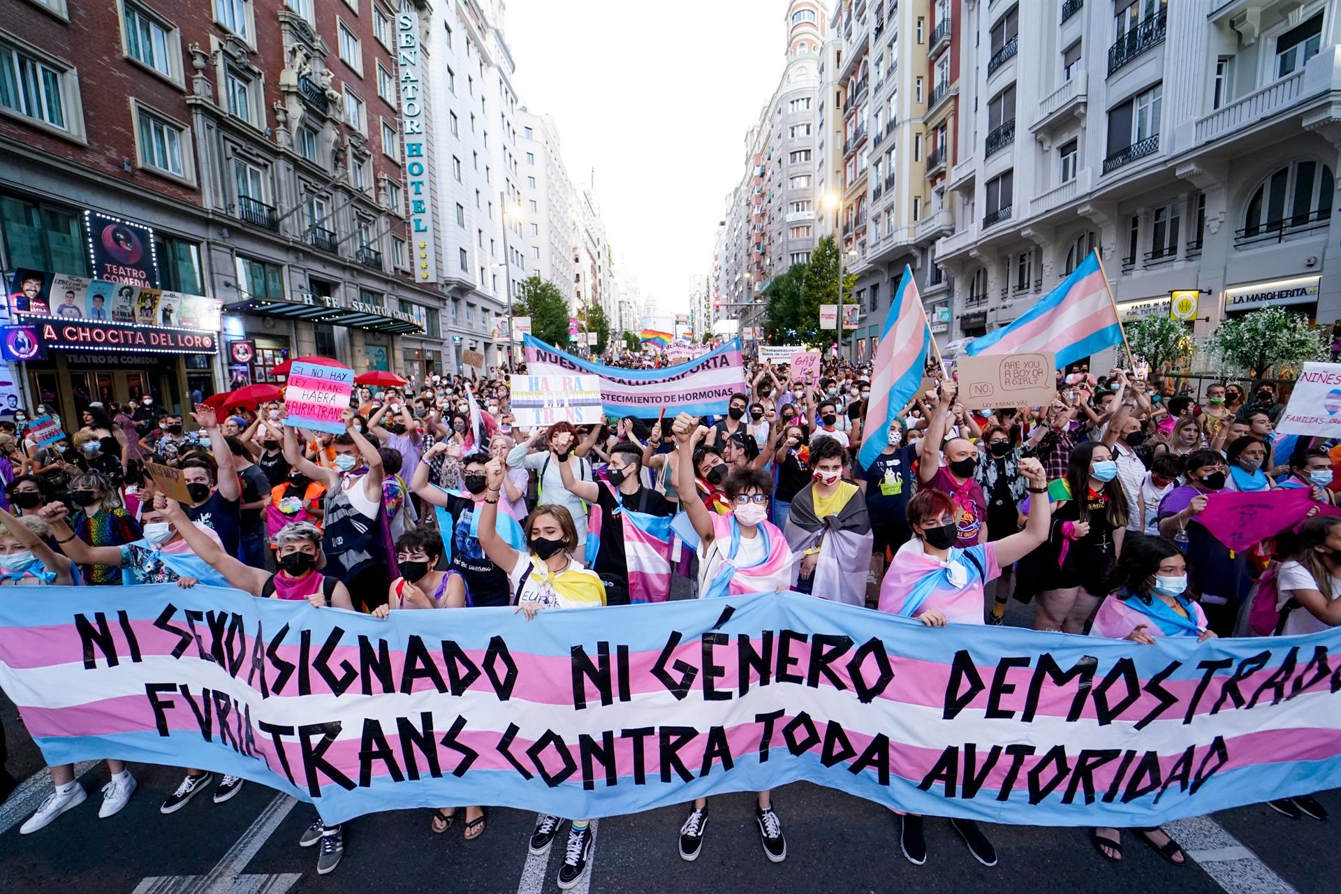 Los menores de 12 a 14 años que quieran cambiar el sexo en su DNI necesitarán una resolución judicial