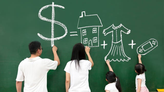 Media docena de claves para mejorar la educación financiera en España