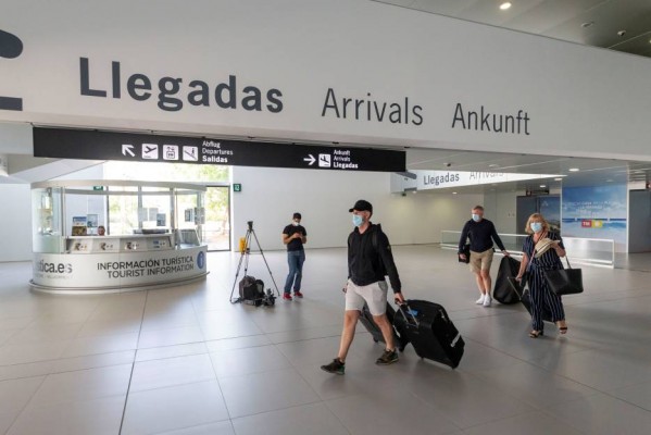 De Corvera al mundo: el aeropuerto amplía a 17 los destinos con España, Europa y Marruecos