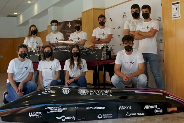 Hyperloop UPV presenta 'Ignis', el prototipo valenciano que acelera sin tocar el raíl
