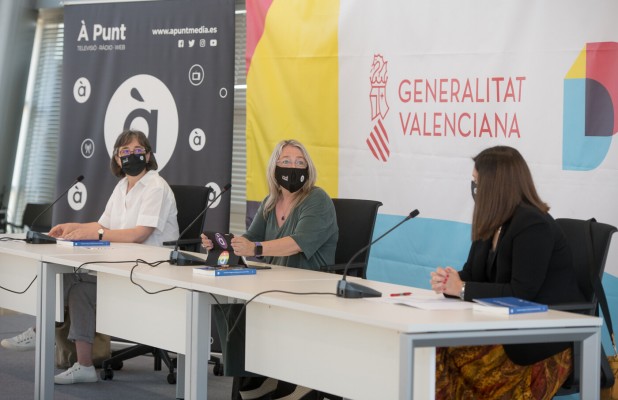 La CVMC presenta la segona edició del ‘Llibre d’estil’ d'À Punt amb versió web