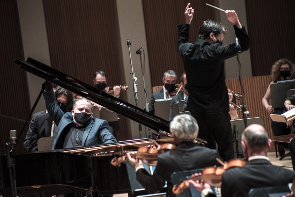 Los Premios Interna­cionales de Música Clásica galardonan al valenciano Josu de Solaun