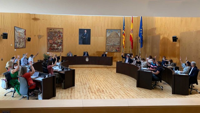 Benidorm acuerda por unanimidad acogerse a la ampliación del ‘Plan Edificant’