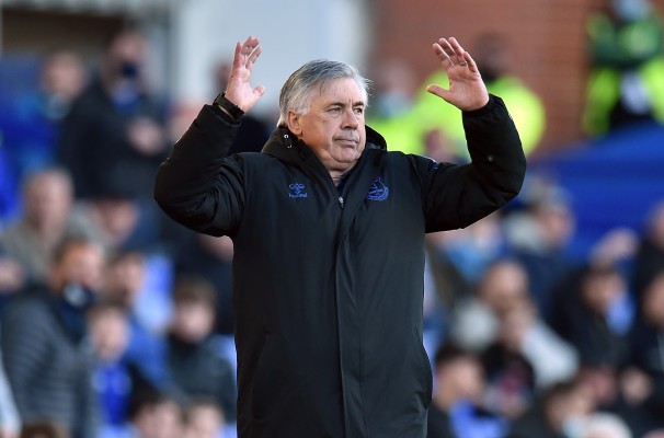 Carlo Ancelotti e Ildefonso Falcones entran en la lista de morosos con Hacienda 