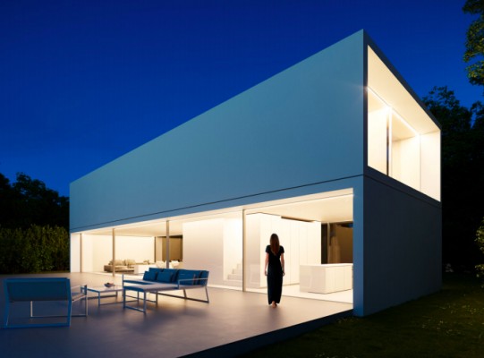 Máximo Buch se asocia con el arquitecto Fran Silvestre para entrar en la vivienda industrializada