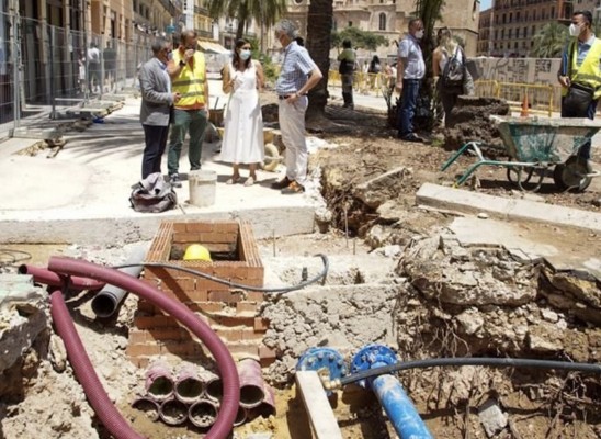 Aceleran las obras de la red de agua potable de la ciudad para que estén finalizadas en Fallas