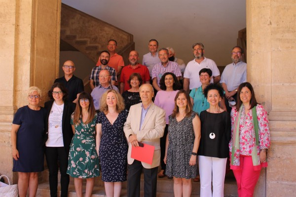 Primer pleno de las siete nuevas académicas de la Academia Valenciana de la Llengua
