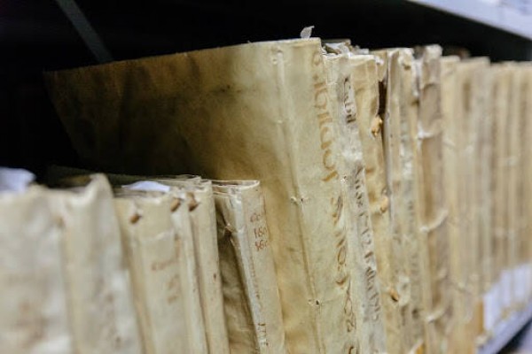 El valor de la memoria colectiva: otro consueta del Misteri d'Elx para el Archivo y documentos del XV