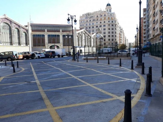 Cs denuncia que el aparcamiento de la plaza de Brujas conlleva un pago de 63.495 euros en intereses