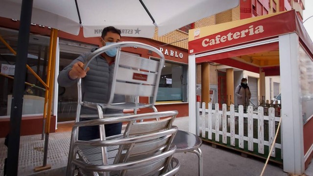Negocis de 20 sectors econòmics  de Vila-real opten a 550.000 euros d'ajudes fins el pròxim dilluns