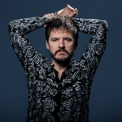Coque Malla vuelve a València para presentar su último disco junto a su banda al completo 
