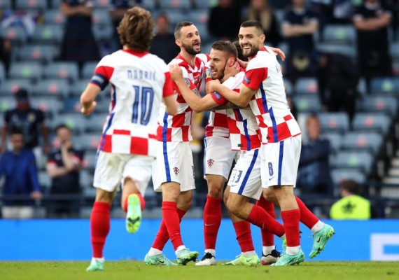 Modric conduce a Croacia a octavos
