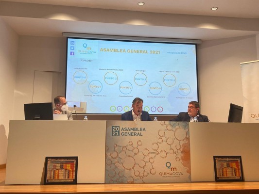 Miguel Burdeos, reelegido presidente de Quimacova hasta 2025