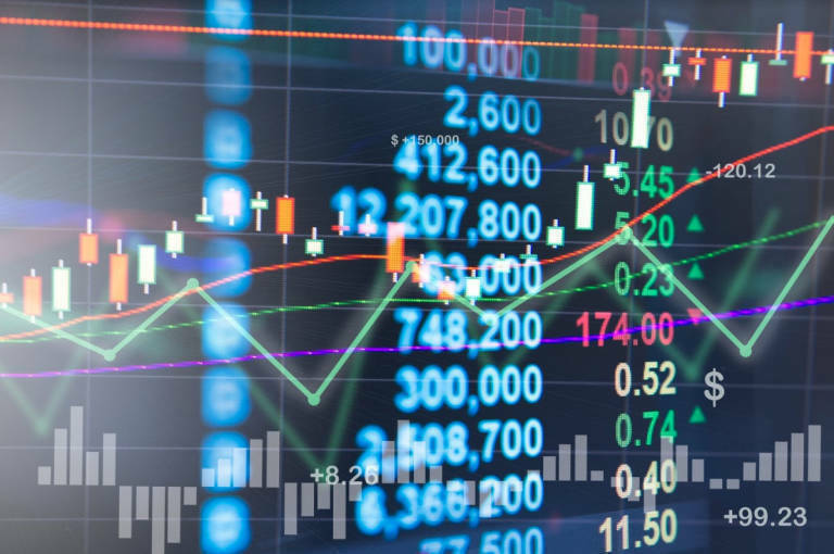 Tablas al cierre de la jornada bursátil, con el Ibex 35 en los 9.050 puntos