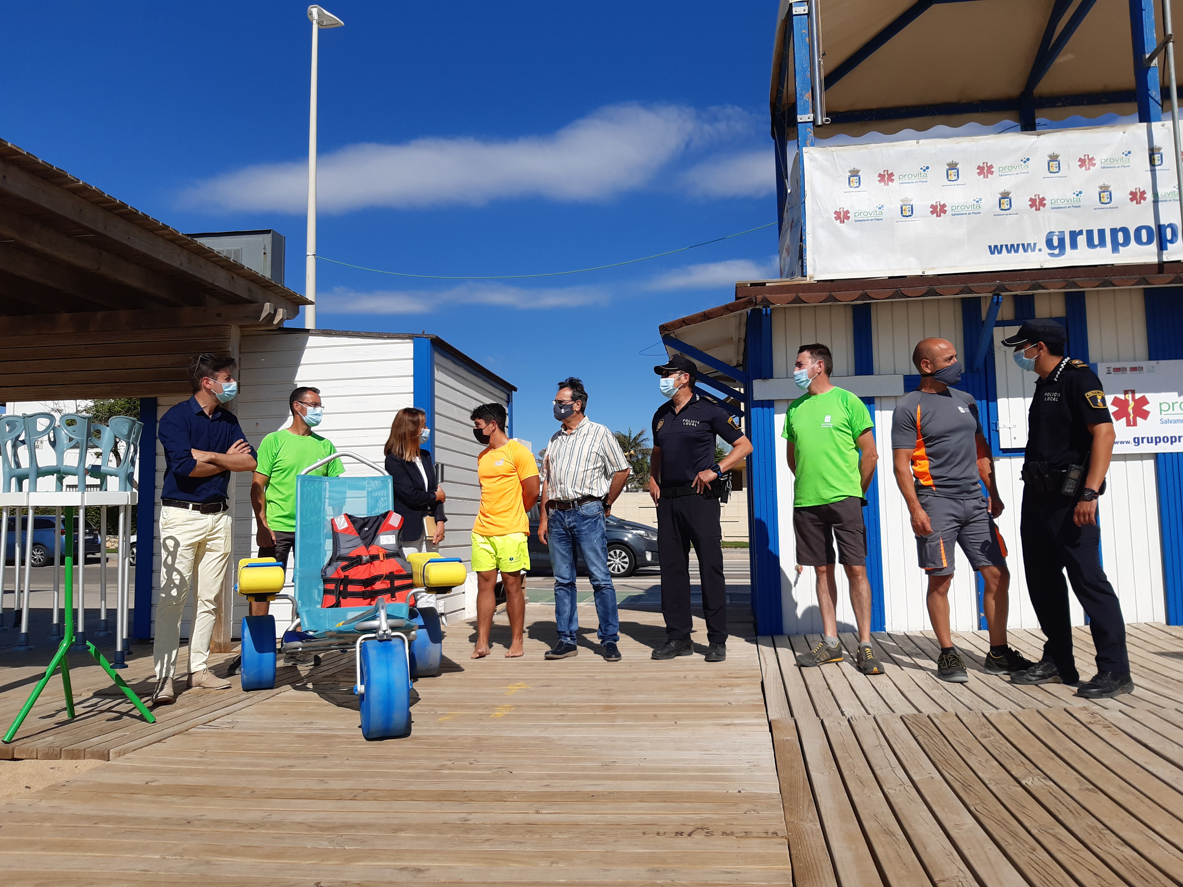 Benicarló posa a punt les seues platges per a la temporada estival