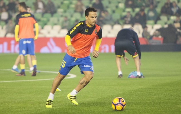 Las Palmas 'tasa' a Roque Mesa en doce millones de euros
