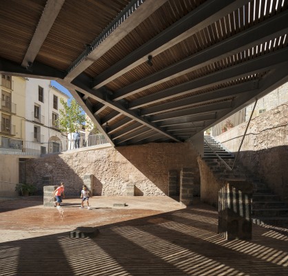 La plaça europea més respectuosa amb la seua història està a Onda