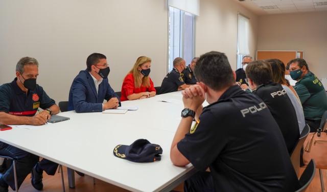 Unos 80 efectivos de Policía Local y Protección Civil vigilarán el cierre de playas en la Nit de Sant Joan

