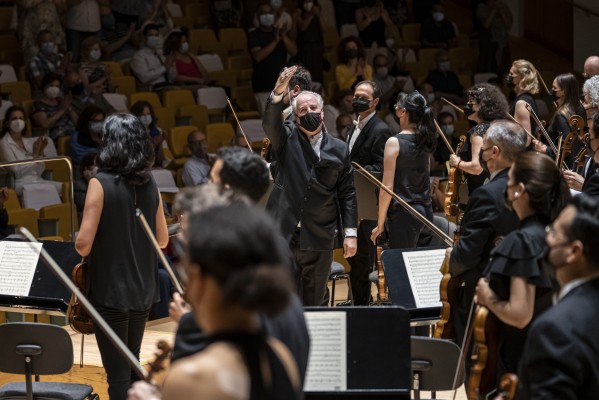 Conmoción en Les Arts con el Beethoven de Manfred Honeck y la OCV