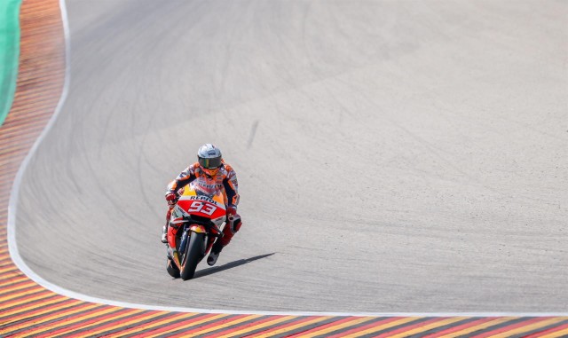 Márquez aprovecha su oportunidad
