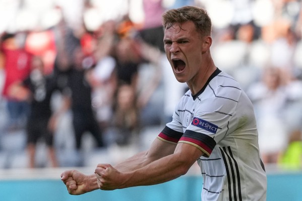 Alemania le da una tunda a Portugal