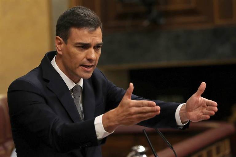 Sánchez prevé iniciar la vacunación de alumnos de ESO y Bachillerato dos semanas antes del curso