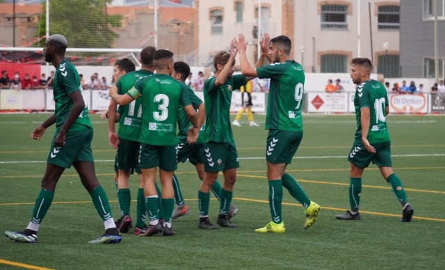El Castellón B logra una valiosa victoria en Utiel y se acerca a la final (1-2)