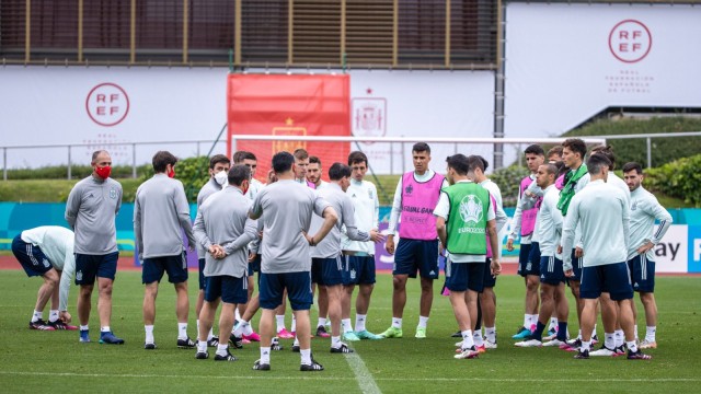 La presión de España, la final de Lewandowski
