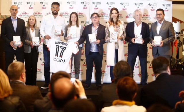 La ONGD Farmamundi presenta en Mestalla la campaña 'Ositos solidarios'
