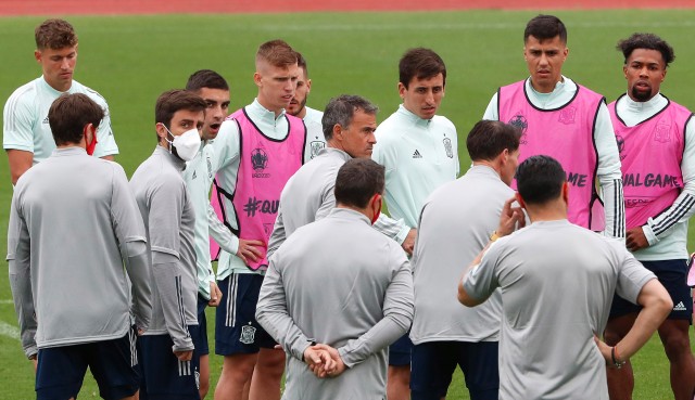 Luis Enrique ultima los retoques del once en la sesión de Las Rozas