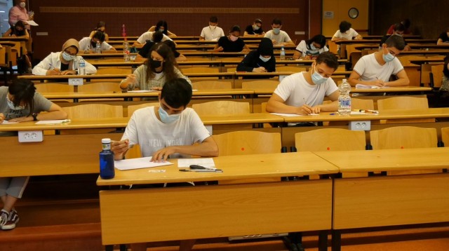 Un 98,9% de los alumnos presentados han superado la Ebau realizada en la UMH
