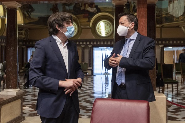 Ciudadanos propone a Podemos un portavoz compartido y rotatorio para el Grupo Mixto