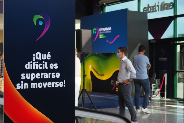 Dynamia, una apuesta por el pequeño comercio en una gran superficie