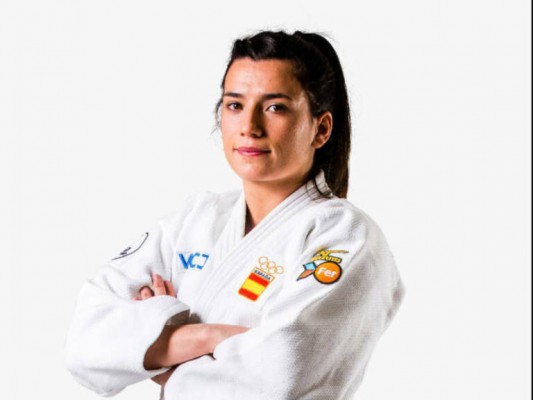 Ana Pérez Box: 