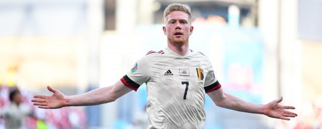 De Bruyne doblega a una Dinamarca conmovedora